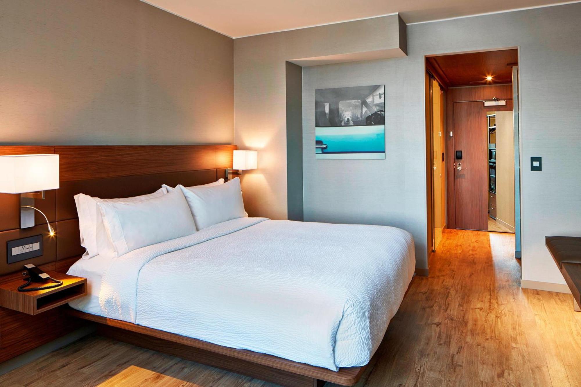 Ac Hotel By Marriott Portland Downtown, Or Экстерьер фото