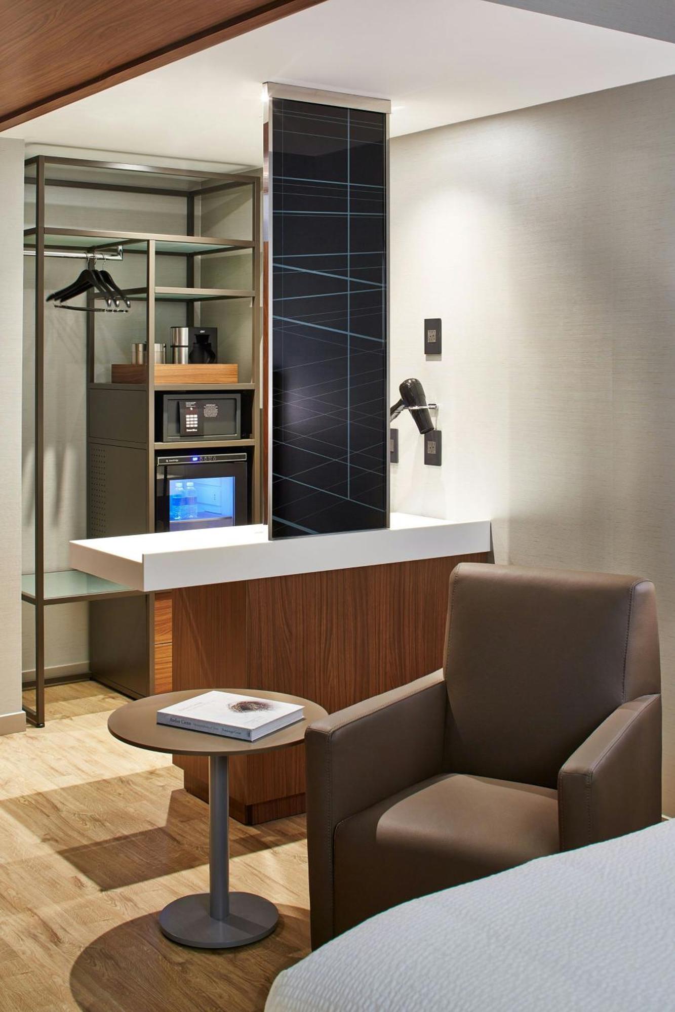 Ac Hotel By Marriott Portland Downtown, Or Экстерьер фото
